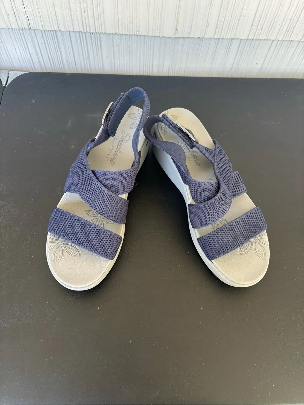 Skechers Pier-Lite Night Owl Wedge Sandal